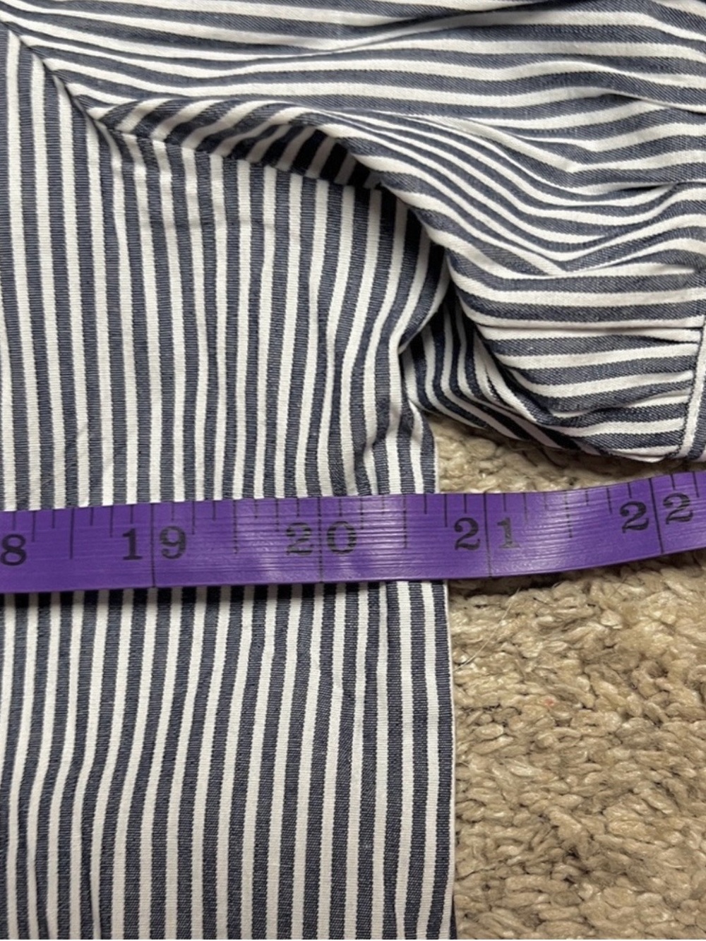J. Crew Cotton Puff Sleeve Button Down - Picture 3 of 6